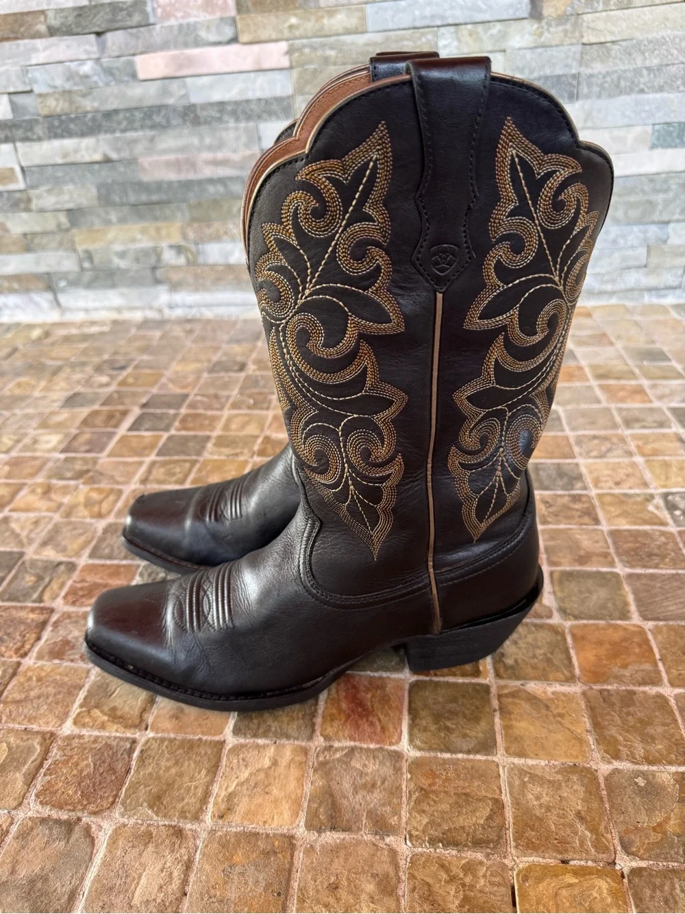 Black ariat boots